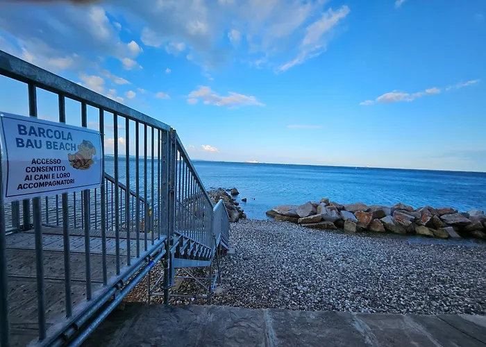 Small Miramare Sogno Sul Mare Apartment *